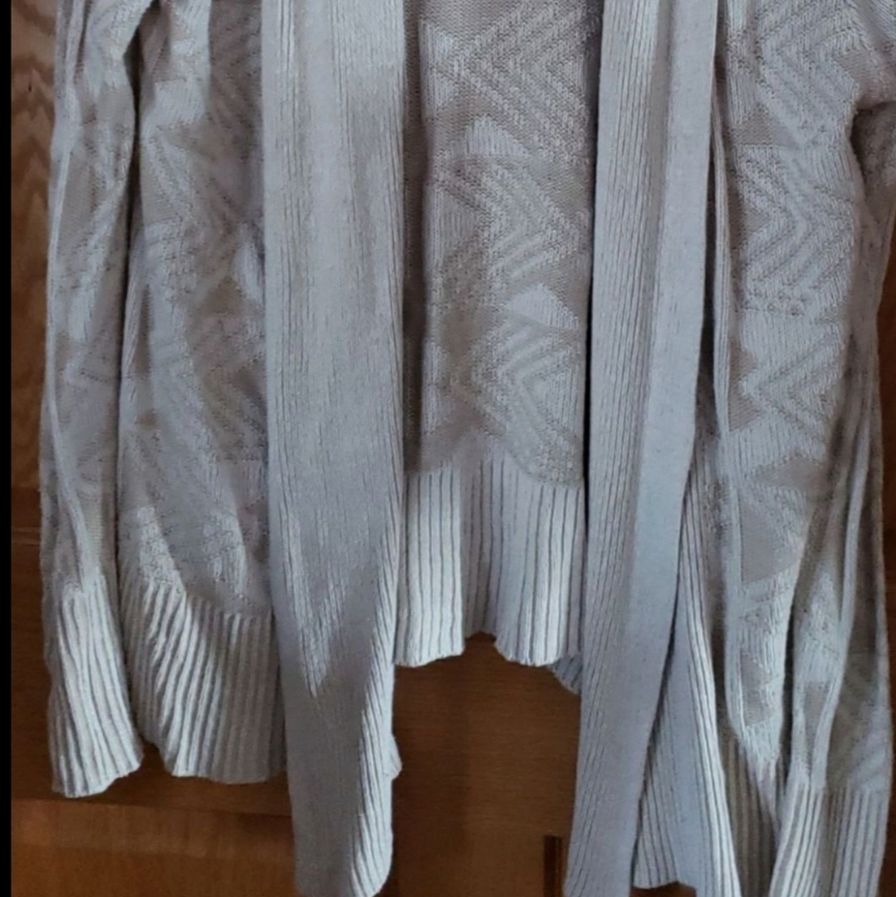 Sweater - Picture 2 of 3
